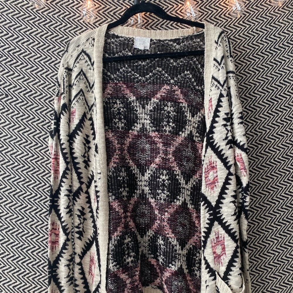 Aztec cardigan - Picture 2 of 5